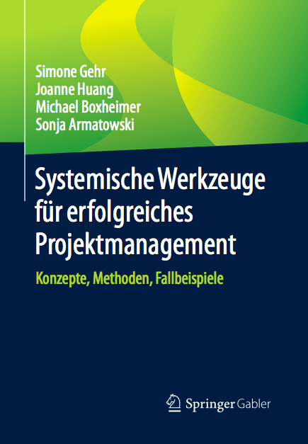 Buchcover in grün und blau "Systemische Werkzeuge für erfolgreiches Projektmanagement" vom Springer Verlag